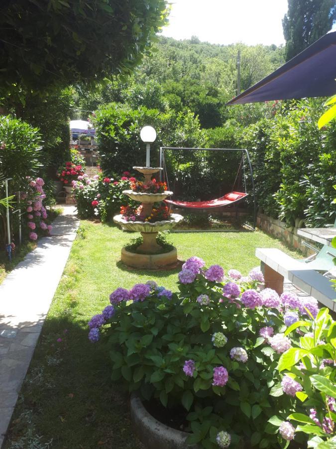 2 L Apartamento Jablanac Exterior foto